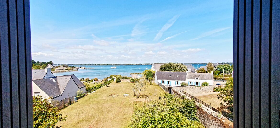 Vue du Golfe du Morbihan depuis la fenêtre de l'appartement Tribord