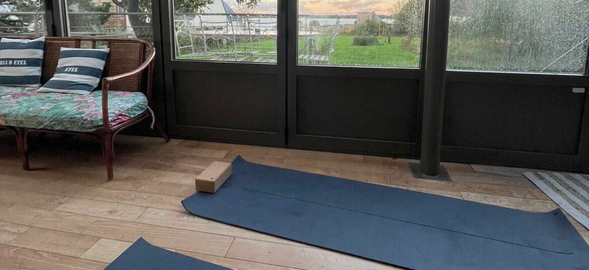 Possibilité de faire du yoga dans la véranda de Ty Kabiten